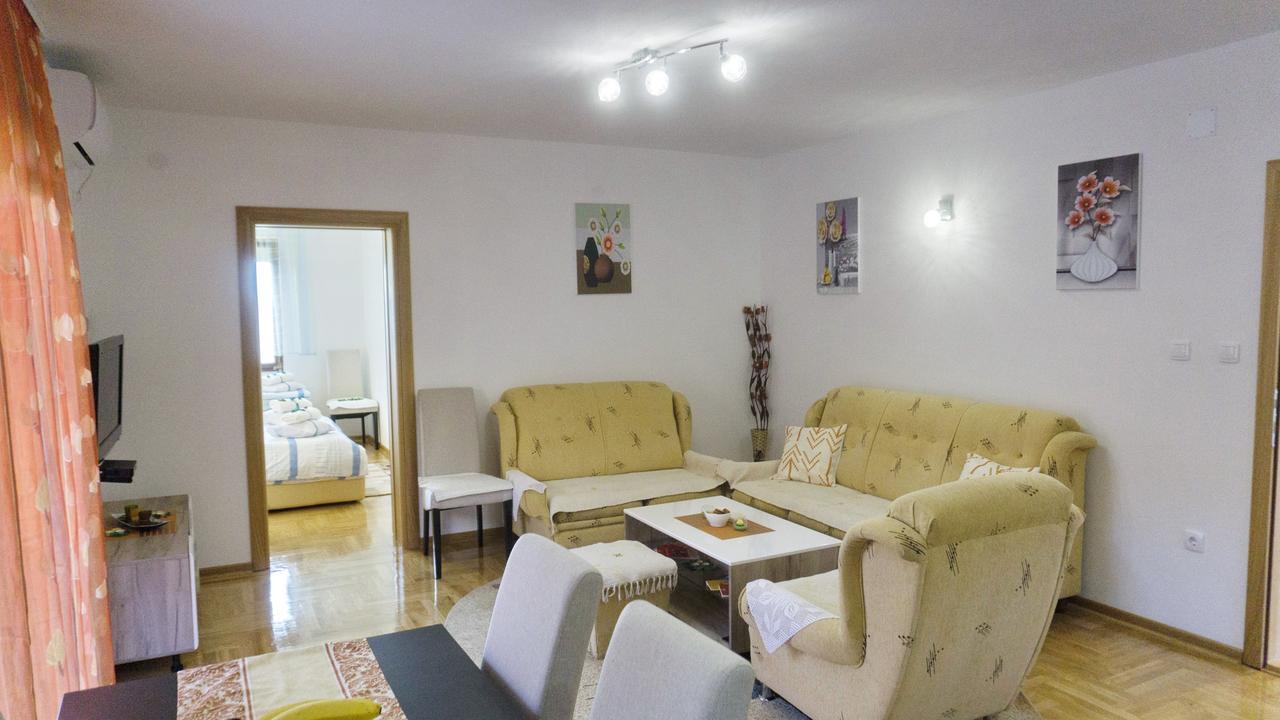 Apartman Spirto Τρέμπινιε Εξωτερικό φωτογραφία