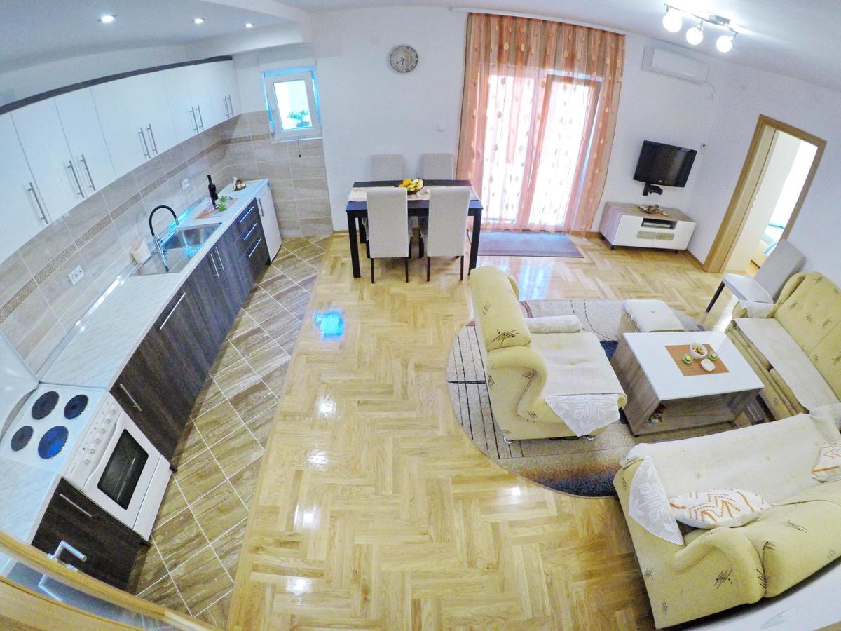 Apartman Spirto Τρέμπινιε Εξωτερικό φωτογραφία