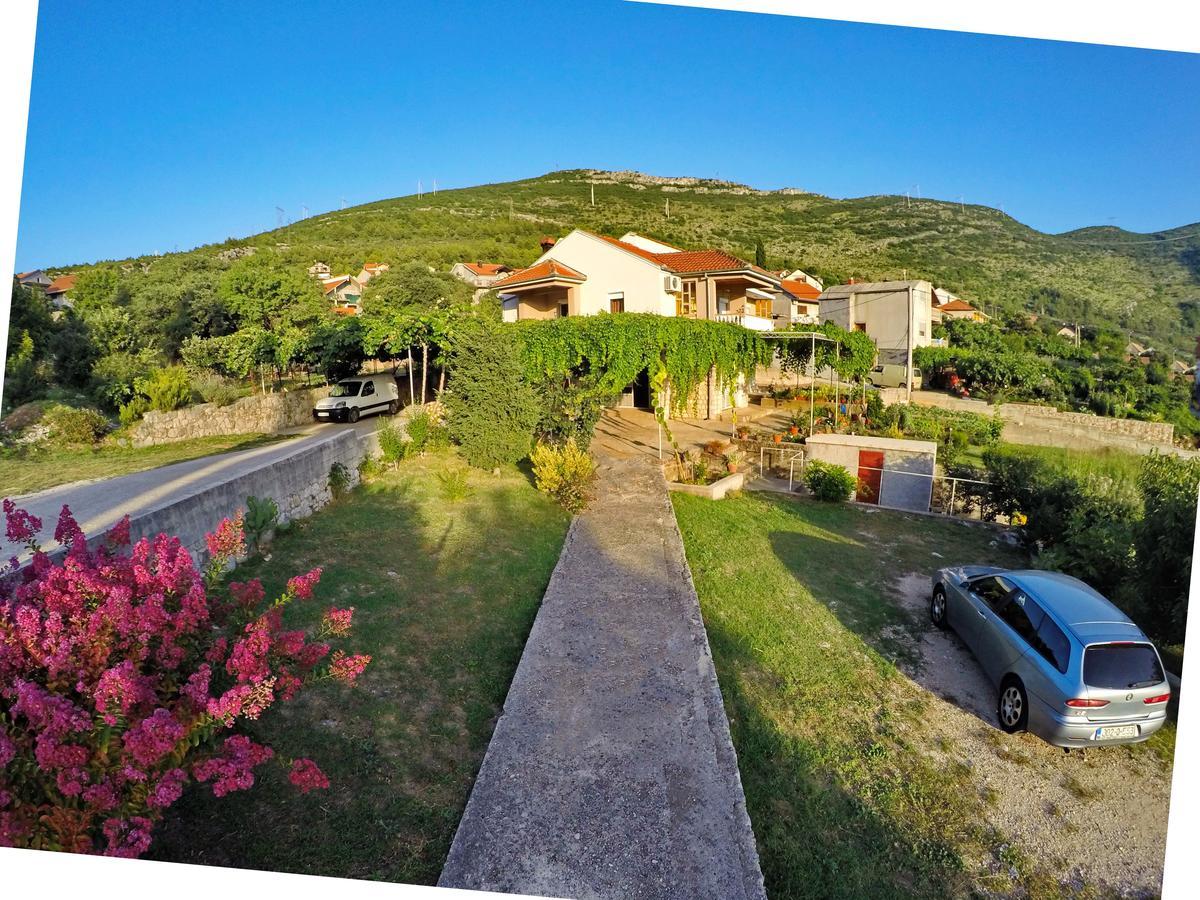 Apartman Spirto Τρέμπινιε Εξωτερικό φωτογραφία
