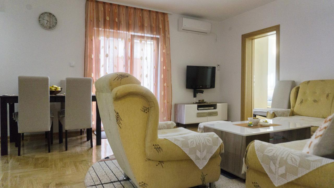 Apartman Spirto Τρέμπινιε Εξωτερικό φωτογραφία