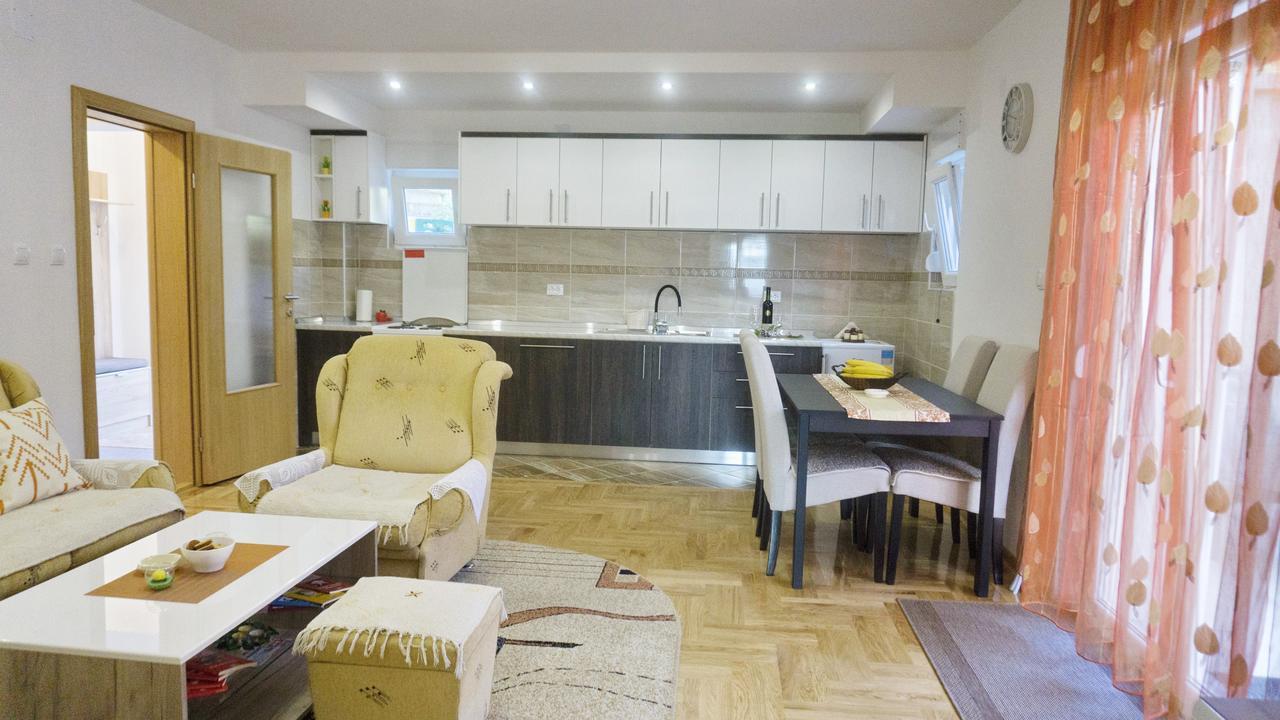 Apartman Spirto Τρέμπινιε Εξωτερικό φωτογραφία