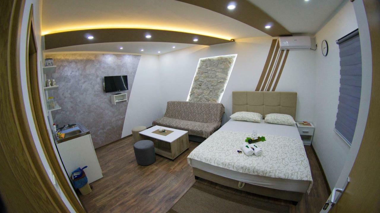 Apartman Spirto Τρέμπινιε Εξωτερικό φωτογραφία