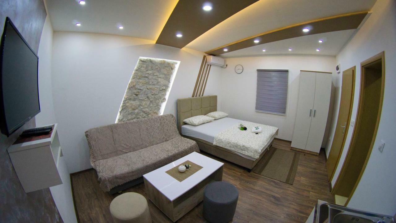 Apartman Spirto Τρέμπινιε Εξωτερικό φωτογραφία