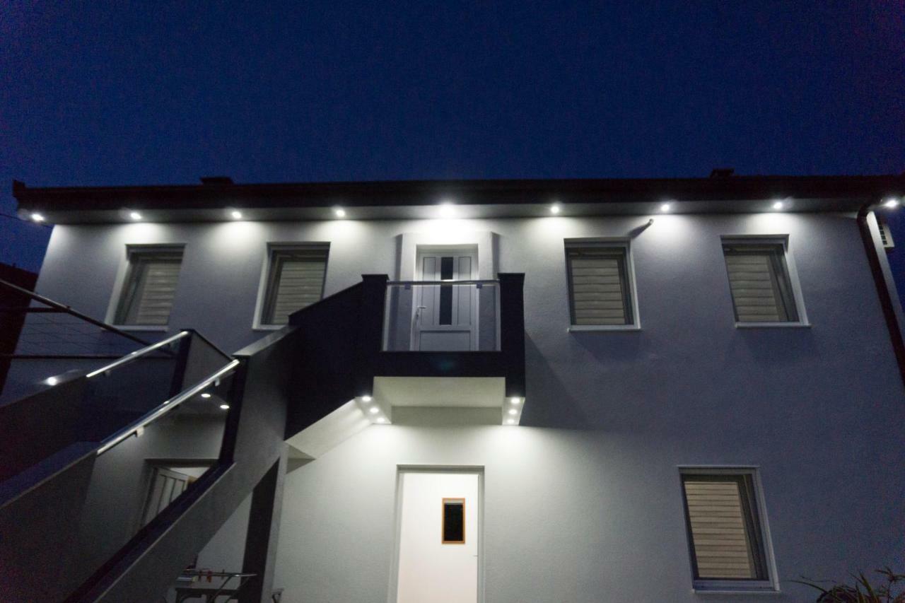Apartman Spirto Τρέμπινιε Εξωτερικό φωτογραφία